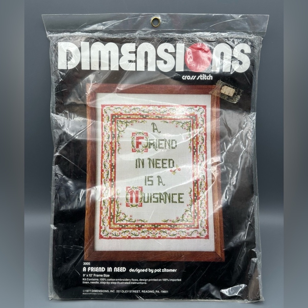 NEW VTG 1977 Dimensions 3005 A Friend in Need Cross Stitch Kit by Pat Zitomer